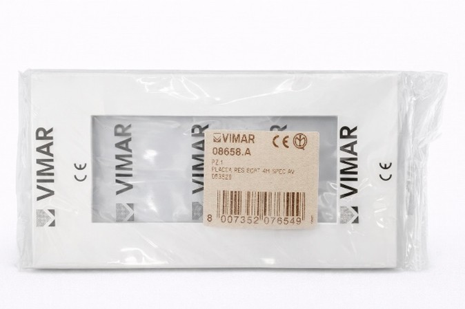 vimar-08658a-placca-4-moduli-in-resina-colore-avorio